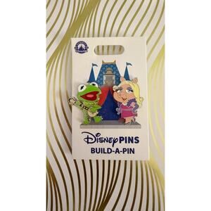 NEW 2025 Disney Parks Kermit & Miss Piggy Build-A-Pin Set
